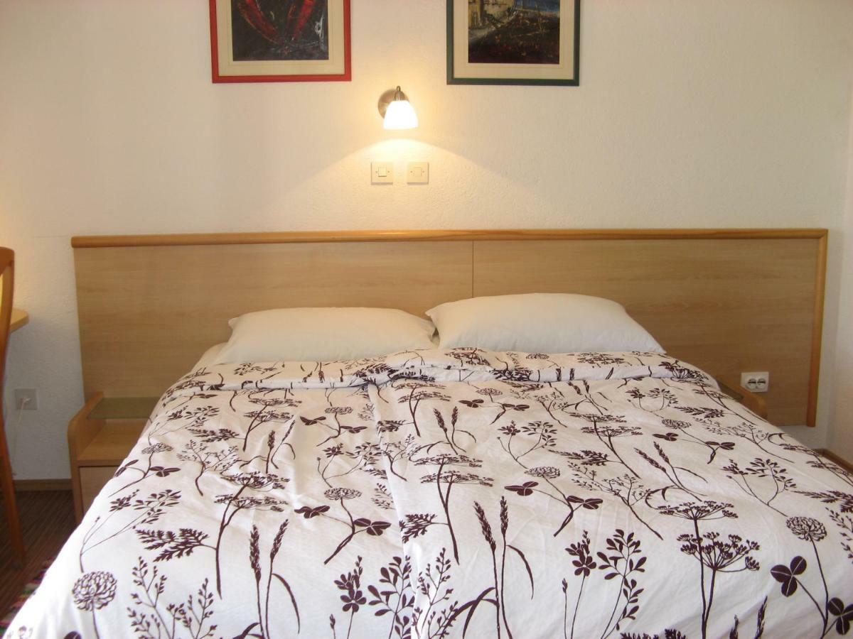 Apartments&Rooms Milka Stari Grad Kültér fotó