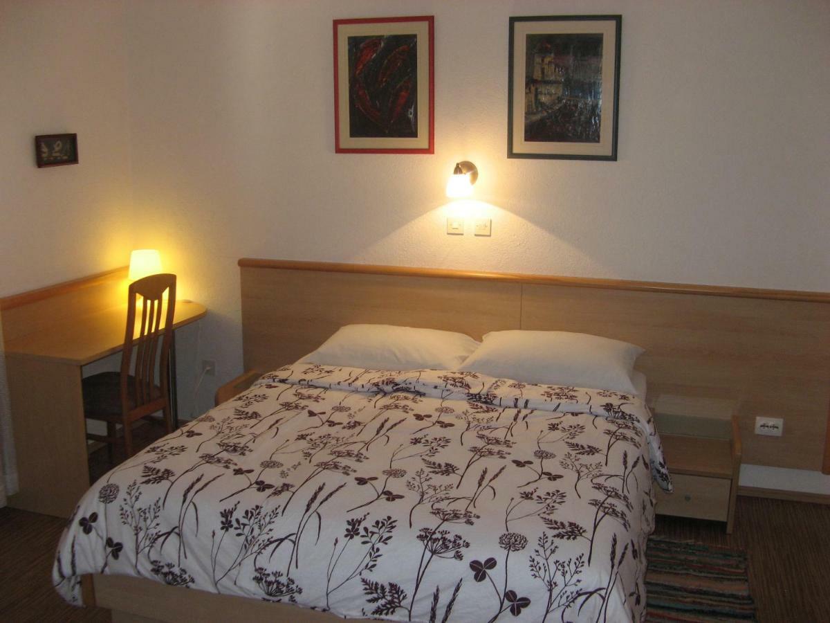 Apartments&Rooms Milka Stari Grad Kültér fotó
