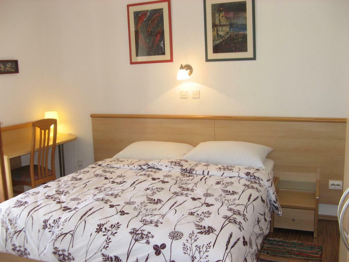 Apartments&Rooms Milka Stari Grad Kültér fotó