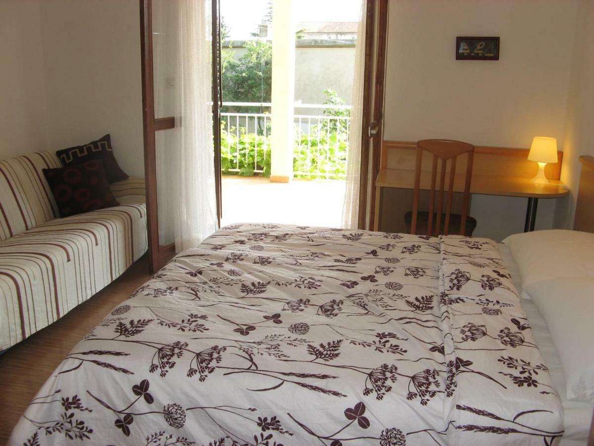 Apartments&Rooms Milka Stari Grad Kültér fotó