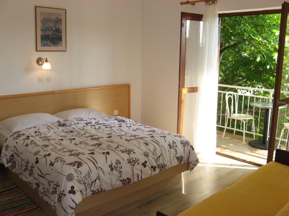 Apartments&Rooms Milka Stari Grad Kültér fotó