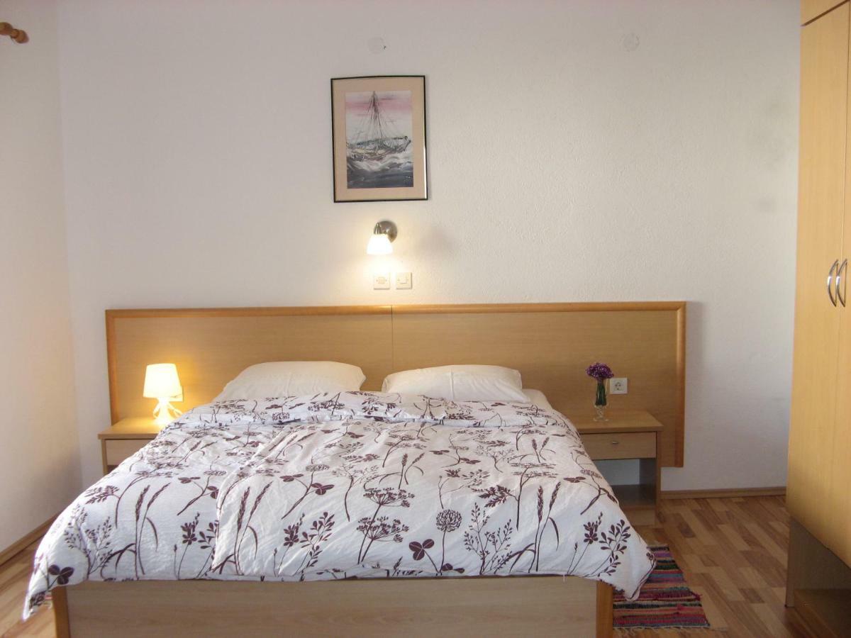 Apartments&Rooms Milka Stari Grad Kültér fotó