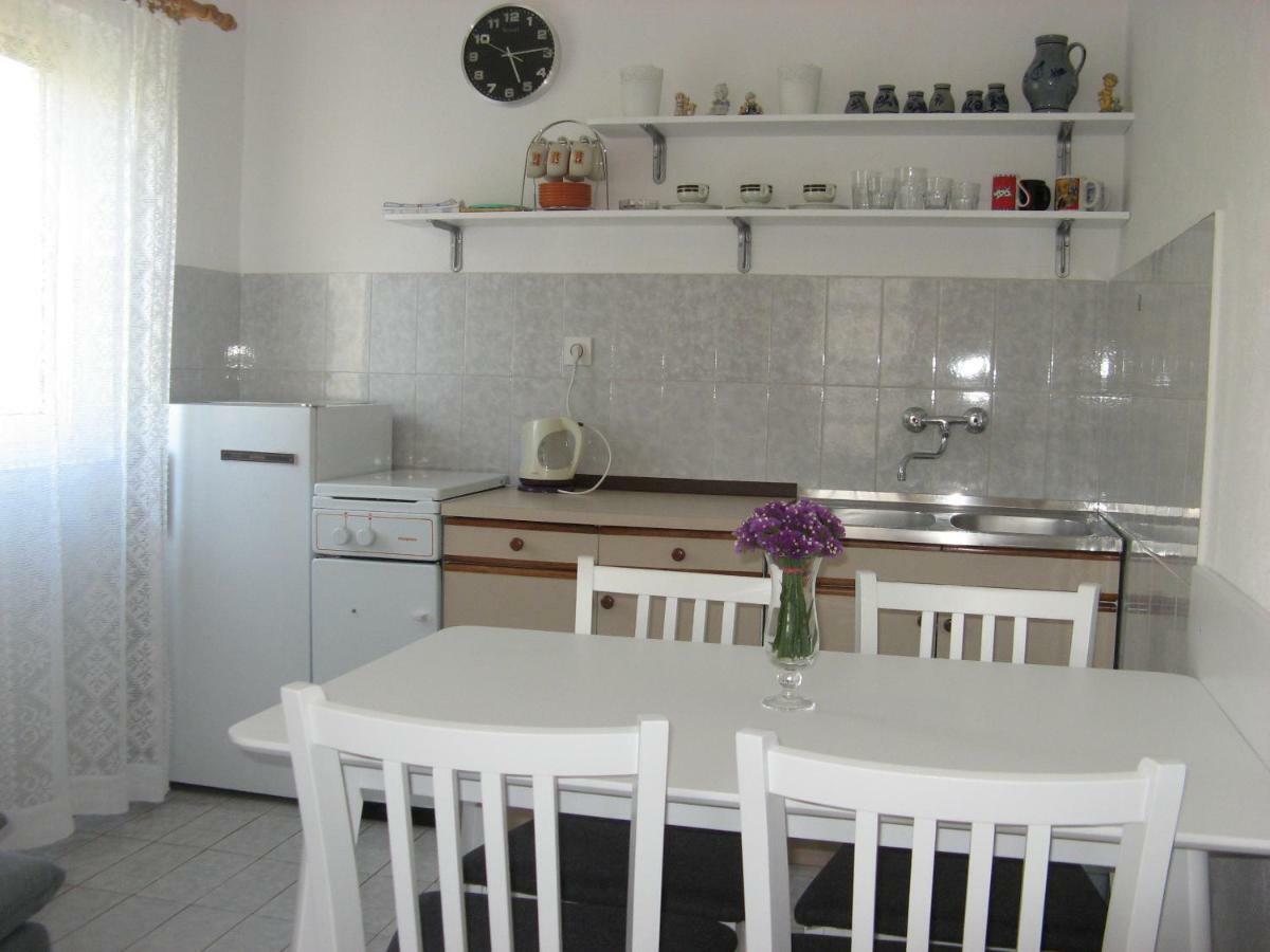 Apartments&Rooms Milka Stari Grad Kültér fotó