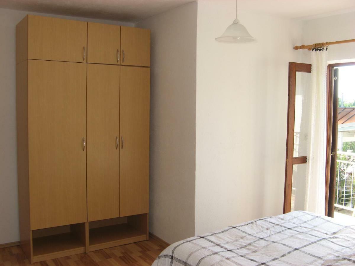 Apartments&Rooms Milka Stari Grad Kültér fotó